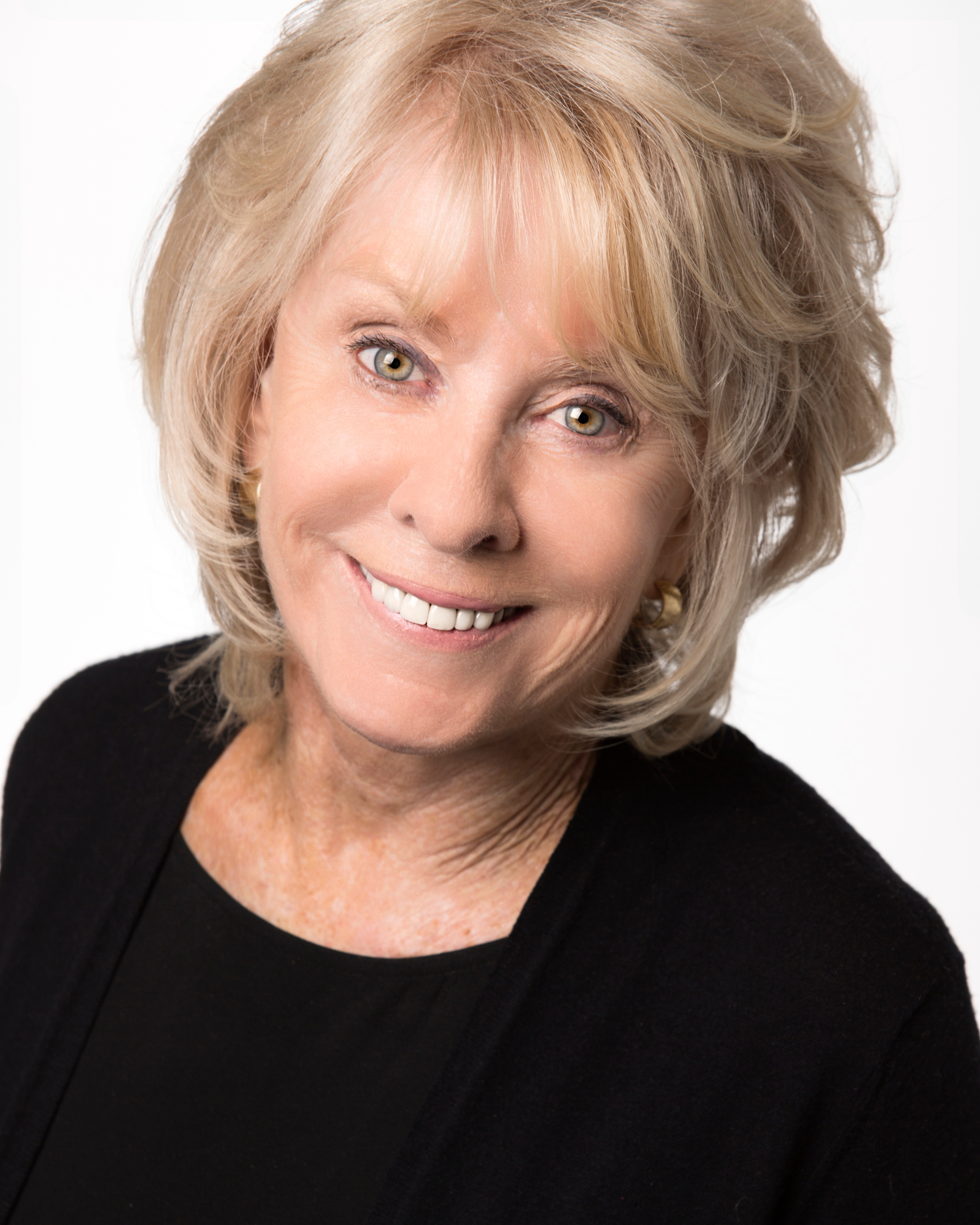 Mary Eves Luxury Collection Specialist
